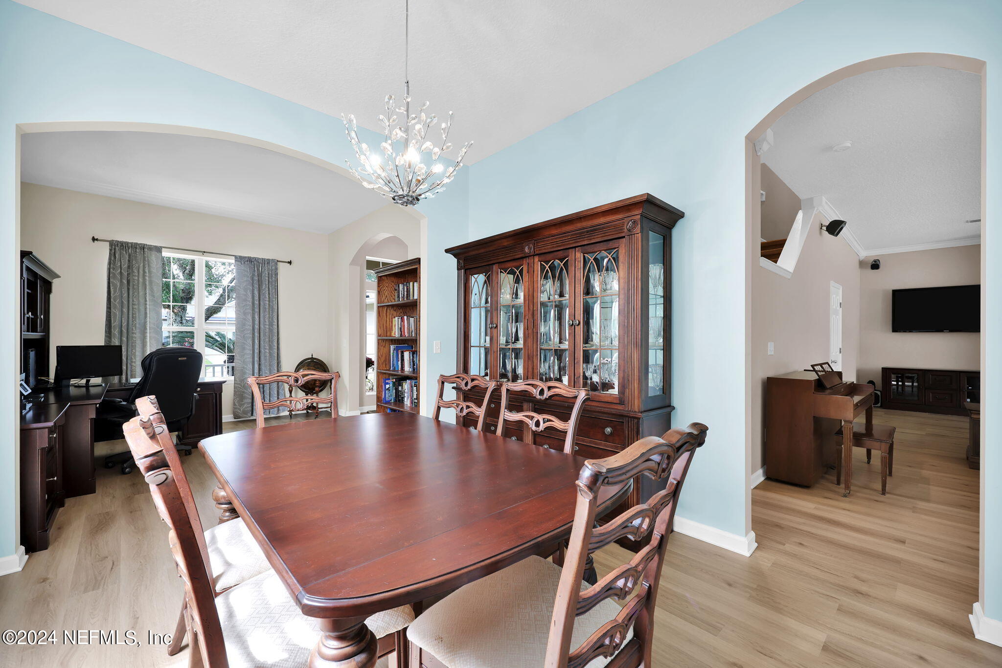 137 Castlegate Lane St. Johns, FL 32259 - Photo 11 of 65 a view of a dining room with furniture window and wooden floor