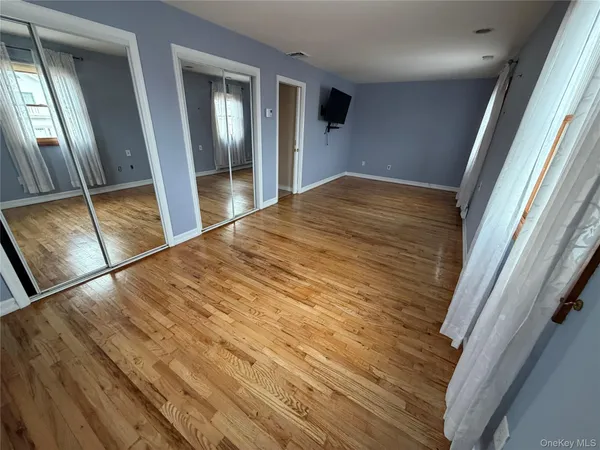 $1,390,000 | 221 Washington Boulevard, Long Beach, NY 11561