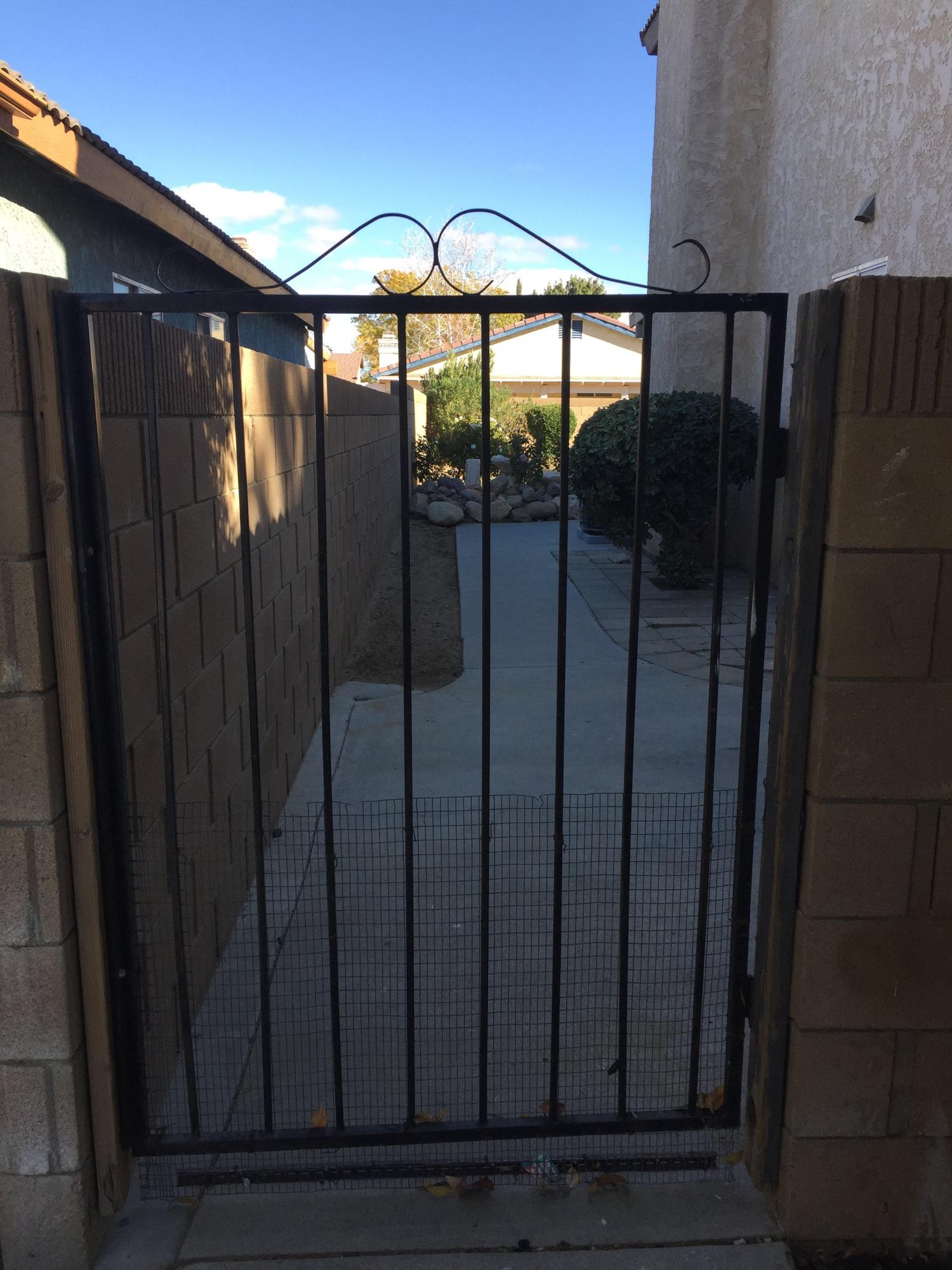 43826 Silver Bow Road Lancaster, CA 93535 - Photo 4 of 16 153FE1B4-B98A-4A0C-8A5F-4A63C266C03C