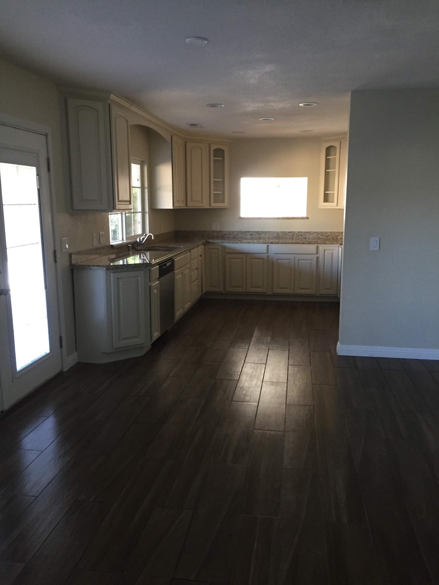 43826 Silver Bow Road Lancaster, CA 93535 - Photo 6 of 16 AEDEF365-A47B-4372-9F30-155F2CA048EE