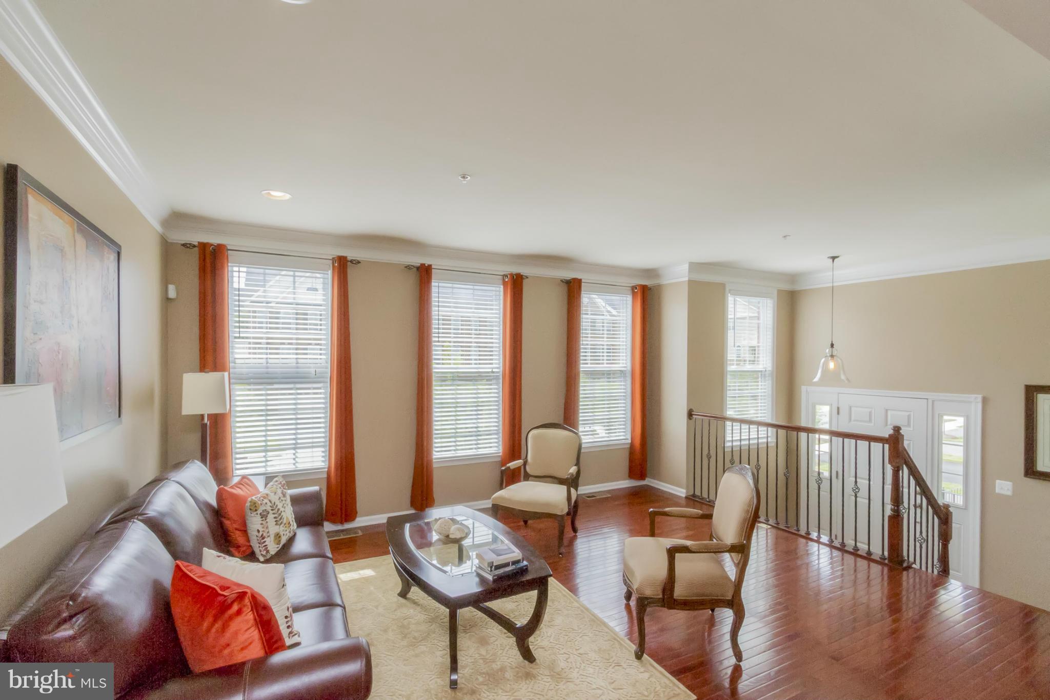 4023 Ranch Road Upper Marlboro, MD 20772 - Photo 7 of 29 Living Room