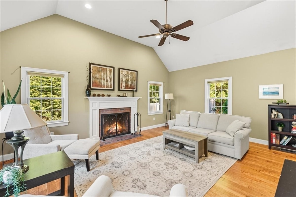 3 Hidden Ridge Road Lakeville, MA 02347 - Photo 9 of 42 Gallery Image 9