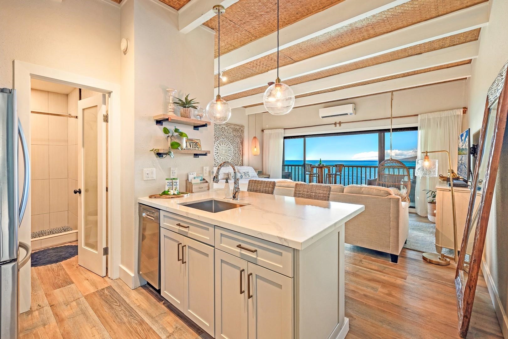 4435 Lower Honoapiilani Road, Unit 303 Lahaina, HI 96761 - Photo 5 of 41 Gallery Image 5