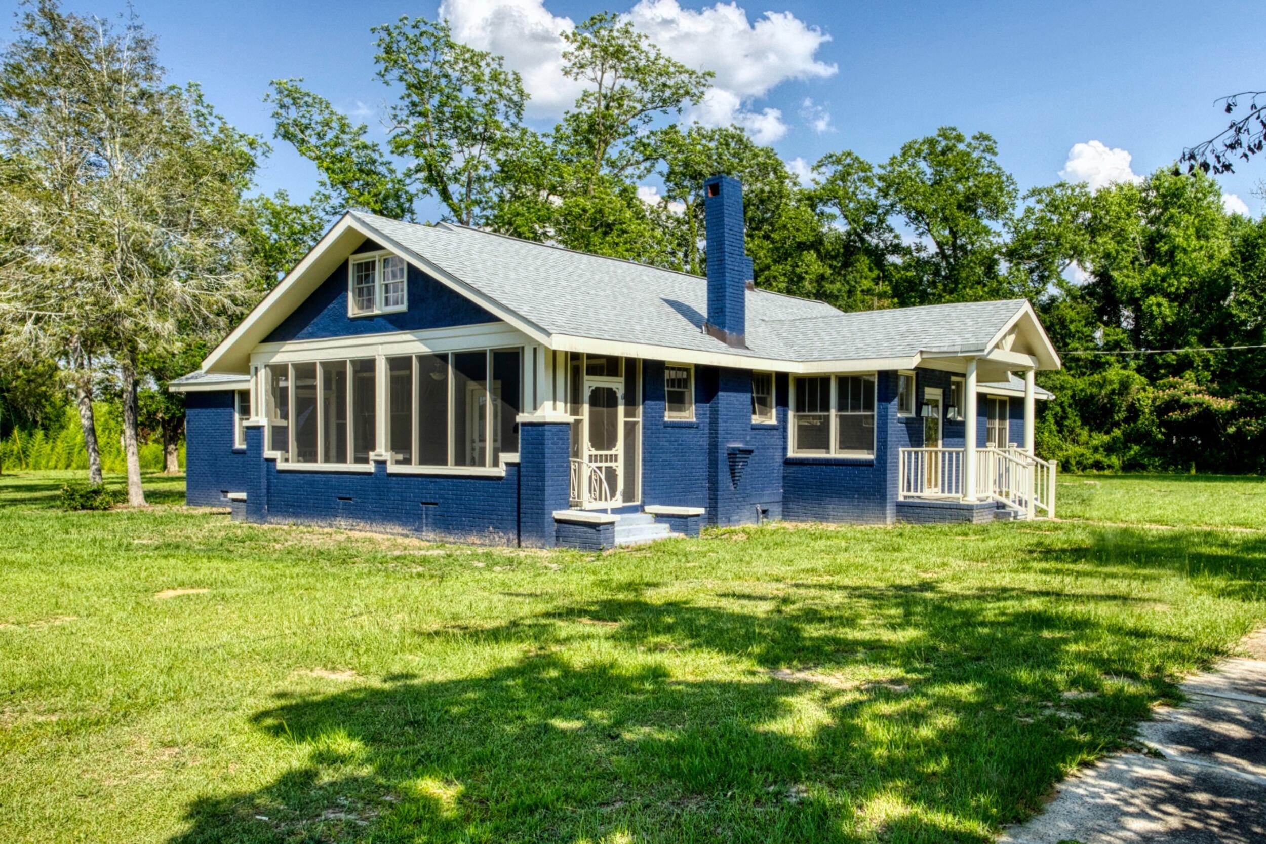 251 Walnut Street Springfield, SC 29146 - Photo 1 of 58