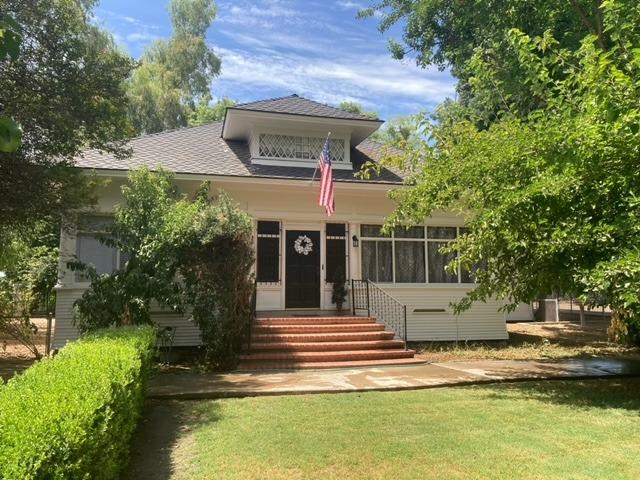 42943 Road 114 Dinuba, CA 93618 - Photo 3 of 40 a view of a house with pool and sitting area