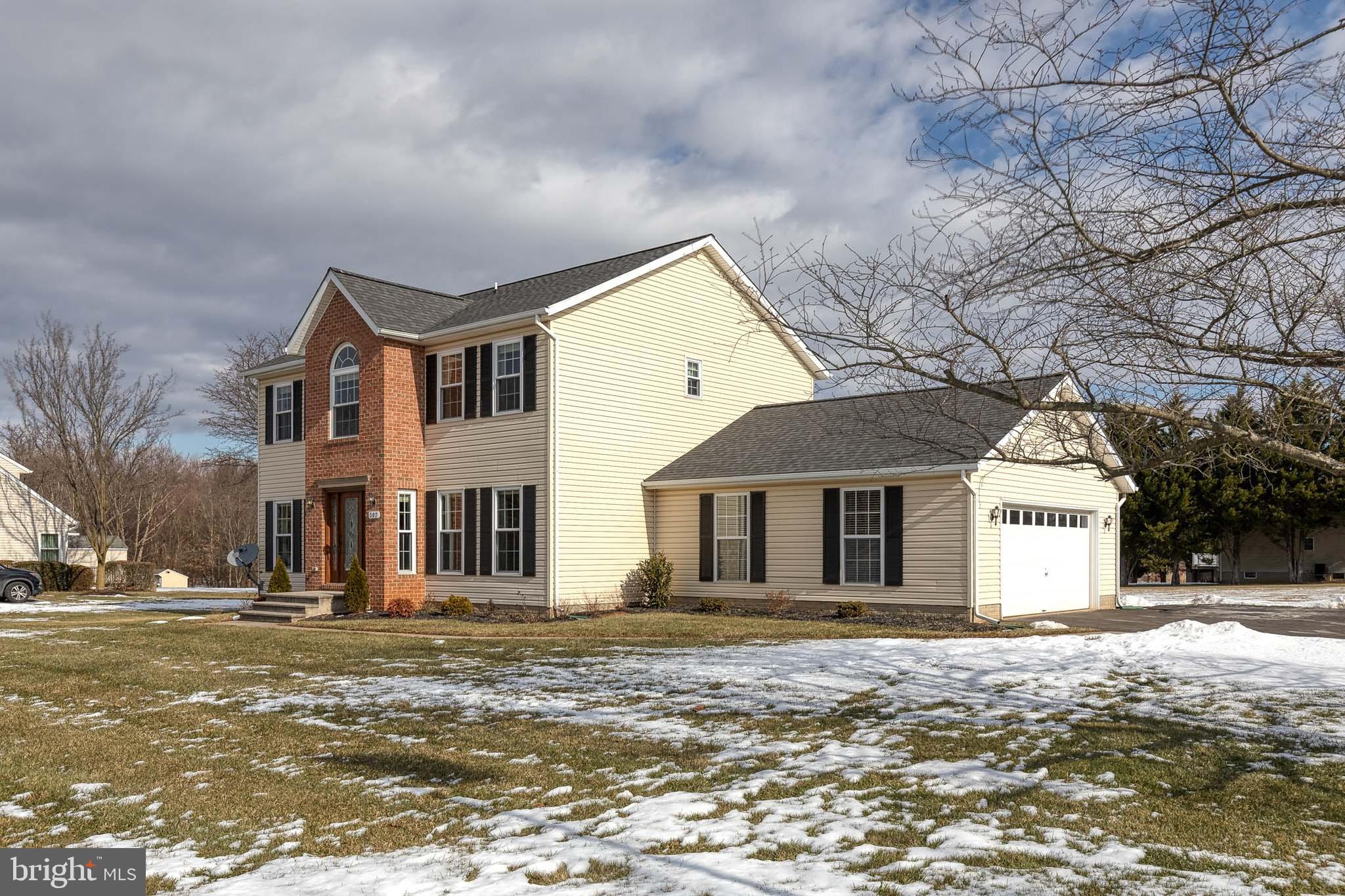 302 Watercress Road Westminster, MD 21157 - Photo 2 of 39 Gallery Image 2