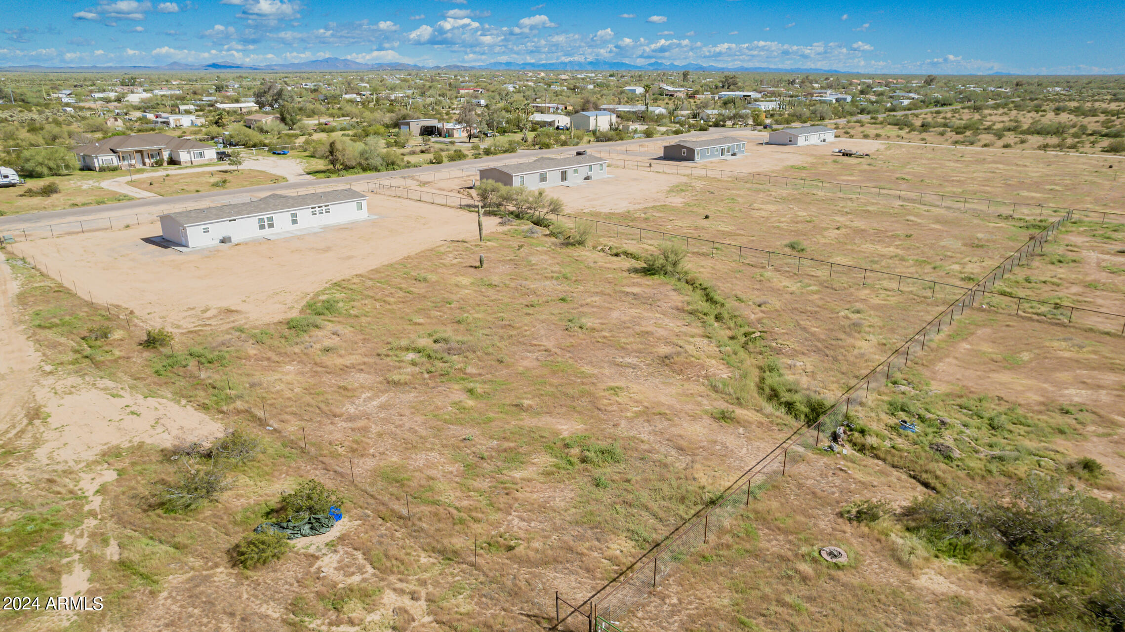 8586 North Diffin Road Florence, AZ 85132 - Photo 43 of 51 06 - Diffin Aerial