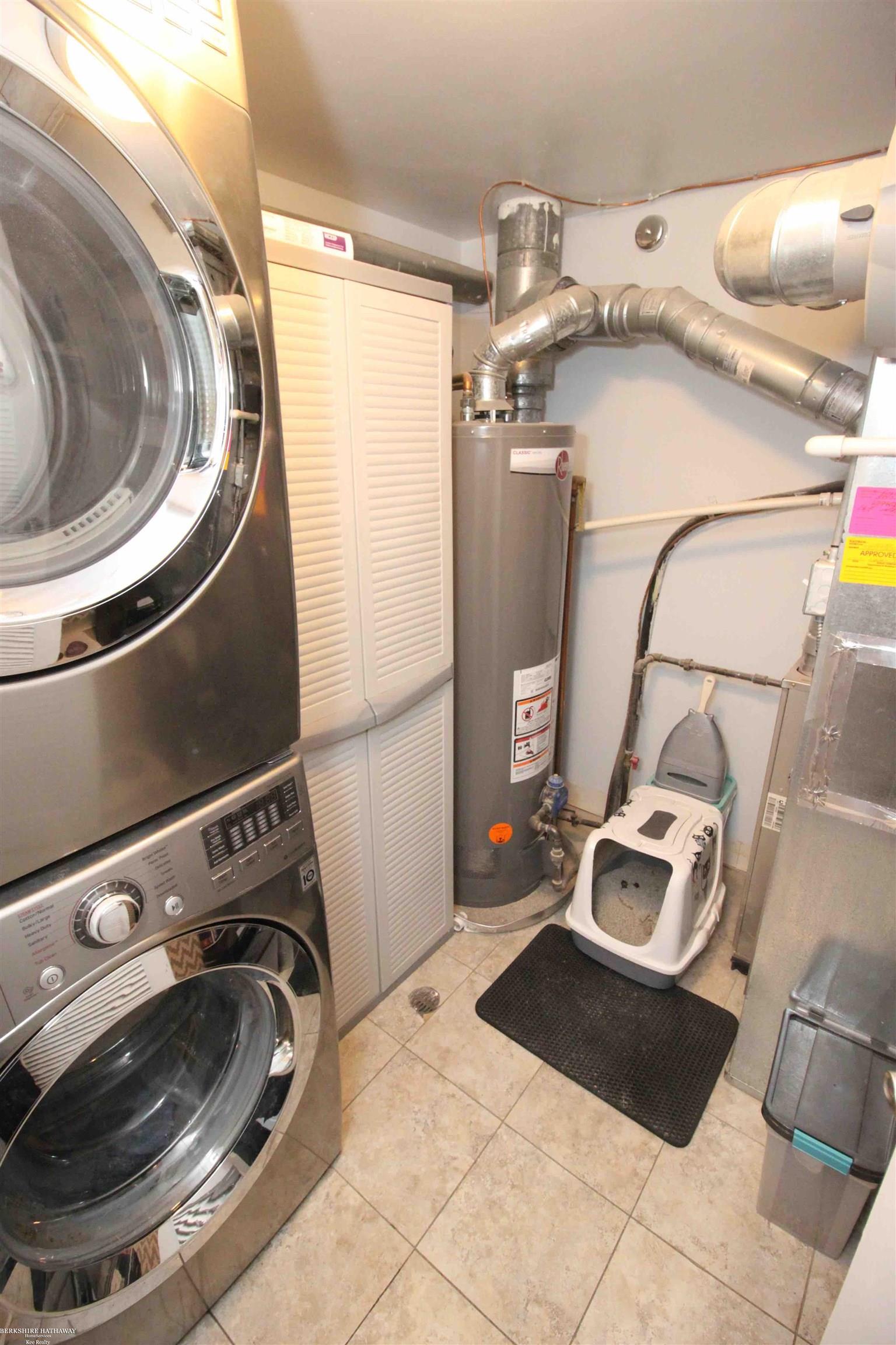 54773 Shelby Road Utica, MI 48316 - Photo 22 of 27 Utility room with additio