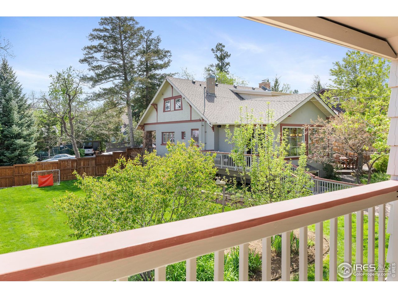 721 9th Street Boulder, CO 80302 - Photo 31 of 40 a view of a garden with plants