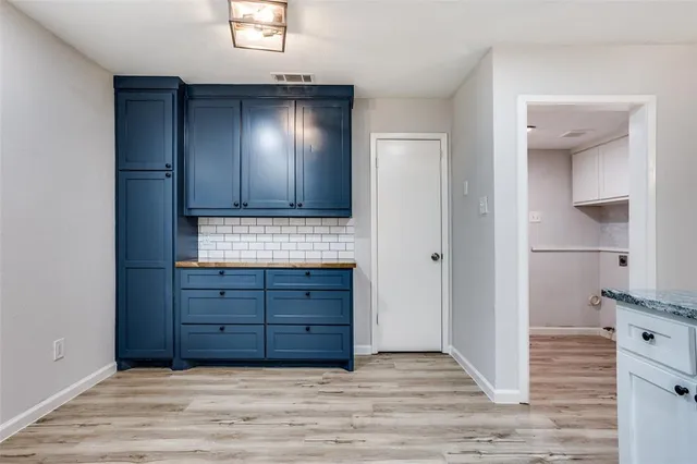 a view of walk in closet