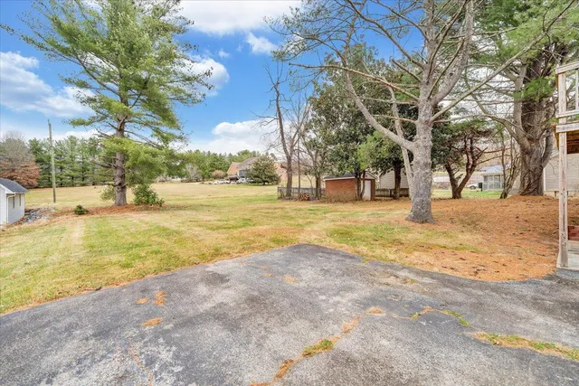 $369,000 | 58 Lakeland Circle, Troutville, VA 24175