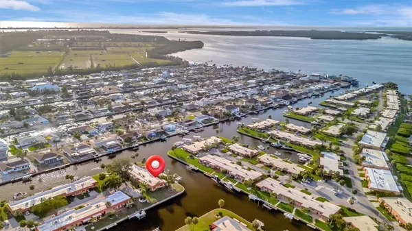 $425,000 | 4096 El Dorado Cove, Bradenton, FL 34210