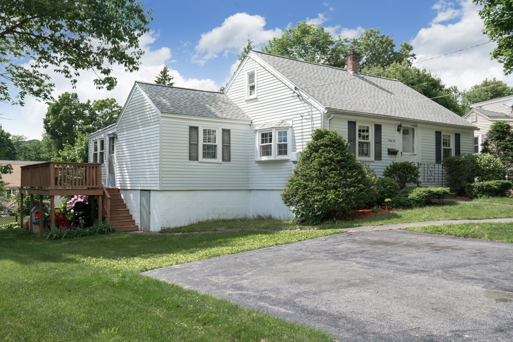 66 Darnell Road Worcester, MA 01606 - Photo 1 of 30 Gallery Image 1
