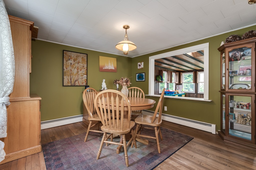 66 Darnell Road Worcester, MA 01606 - Photo 4 of 30 Gallery Image 4
