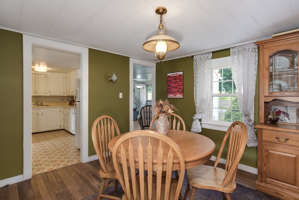 66 Darnell Road Worcester, MA 01606 - Photo 5 of 30 Gallery Image 5