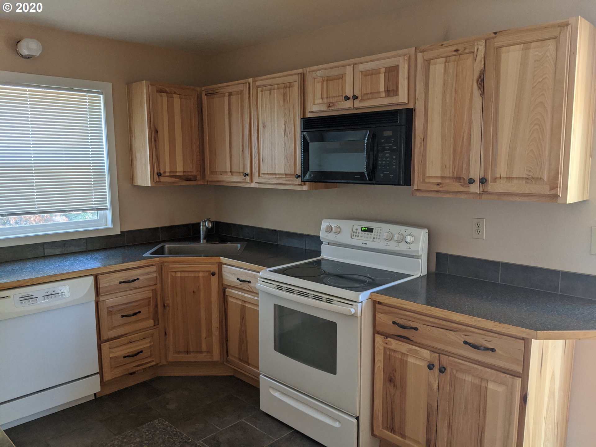 719 Northwest Johns Place Pendleton, OR 97801 - Photo 8 of 16 Gallery Image 8
