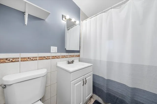 $2,500 | 5108 West 24th Place, Unit 2, Cicero, IL 60804