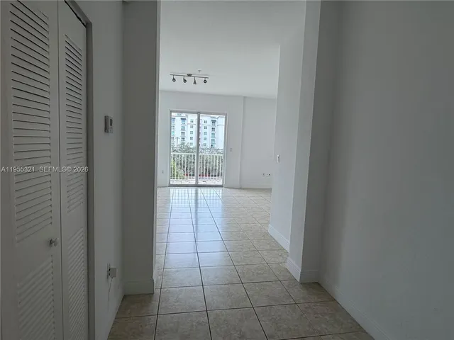 $4,650 | 107 Mendoza Avenue, Unit PH, Coral Gables, FL 33134