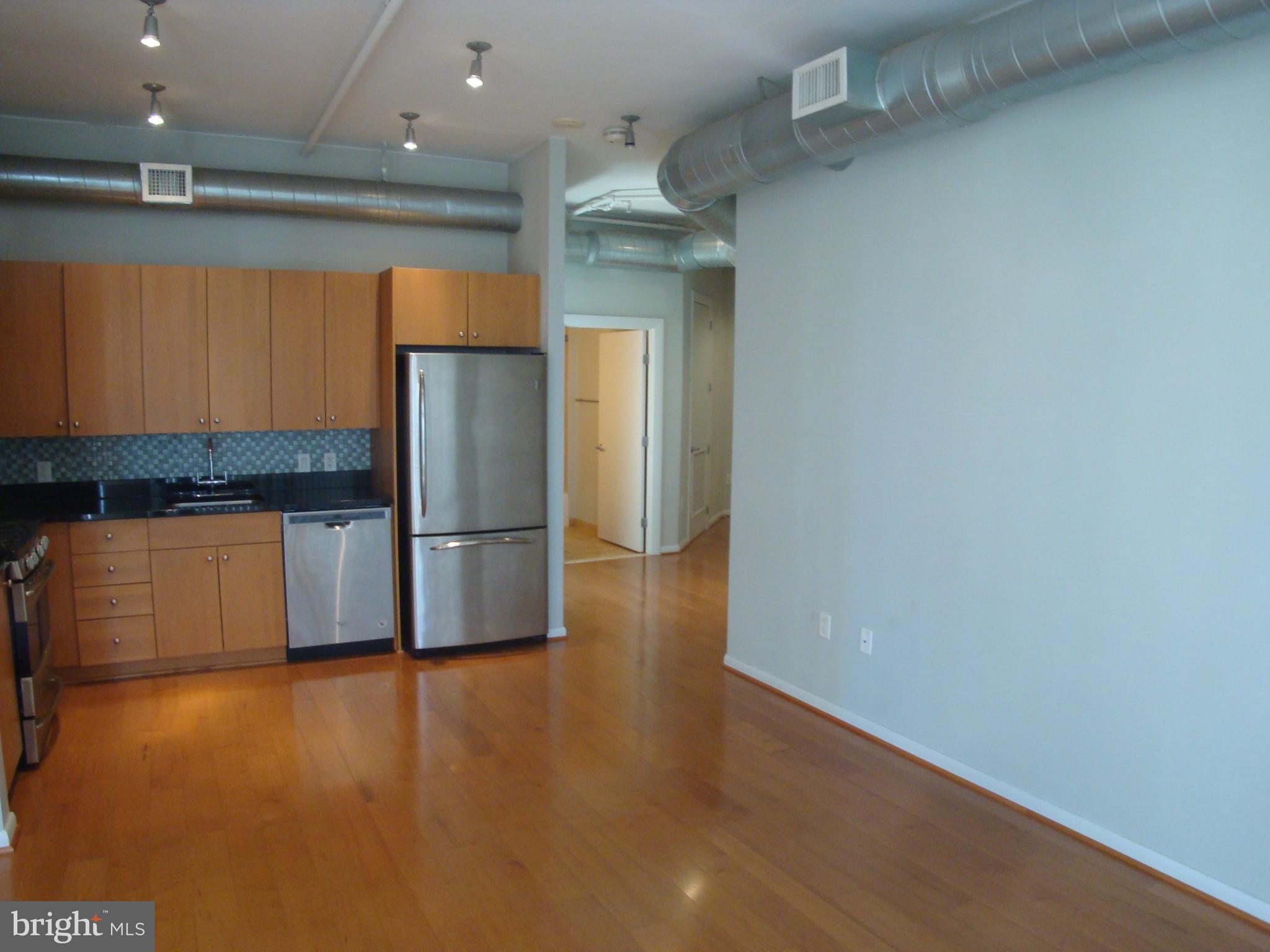811 4th Street Northwest, Unit 304 Washington, DC 20001 - Photo 5 of 24