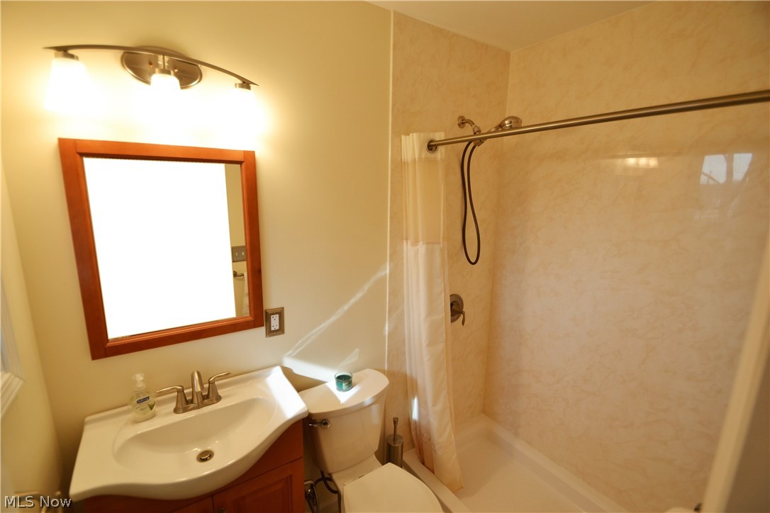 8408 Valley View Road Macedonia, OH 44056 - Photo 14 of 19 Gallery Image 14