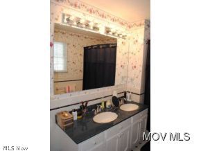 20 Mound Manor Road St. Marys, WV 26170 - Photo 7 of 21 2nd Full Bath