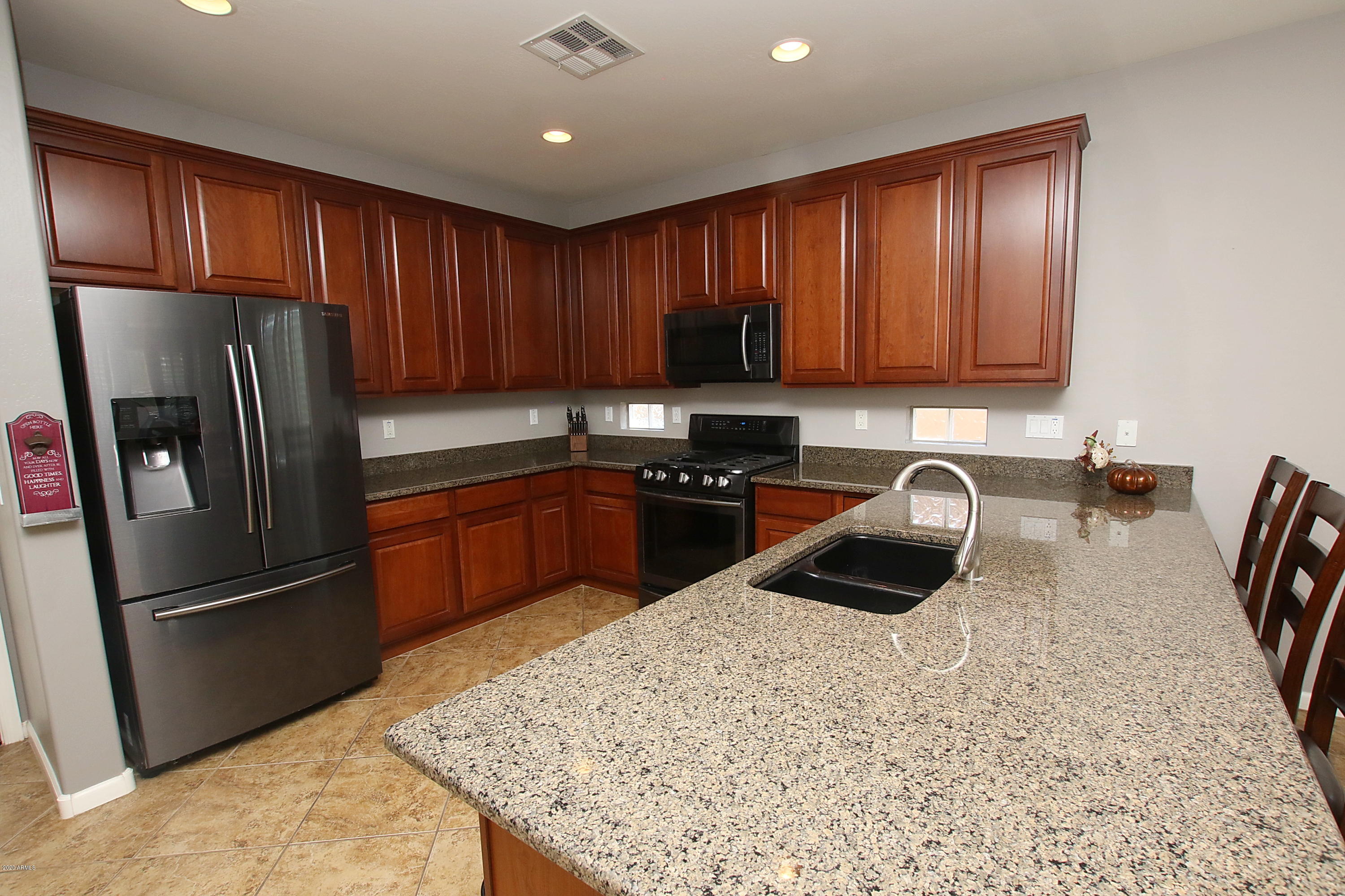 5407 West Red Bird Road Phoenix, AZ 85083 - Photo 2 of 34 AX5A2721