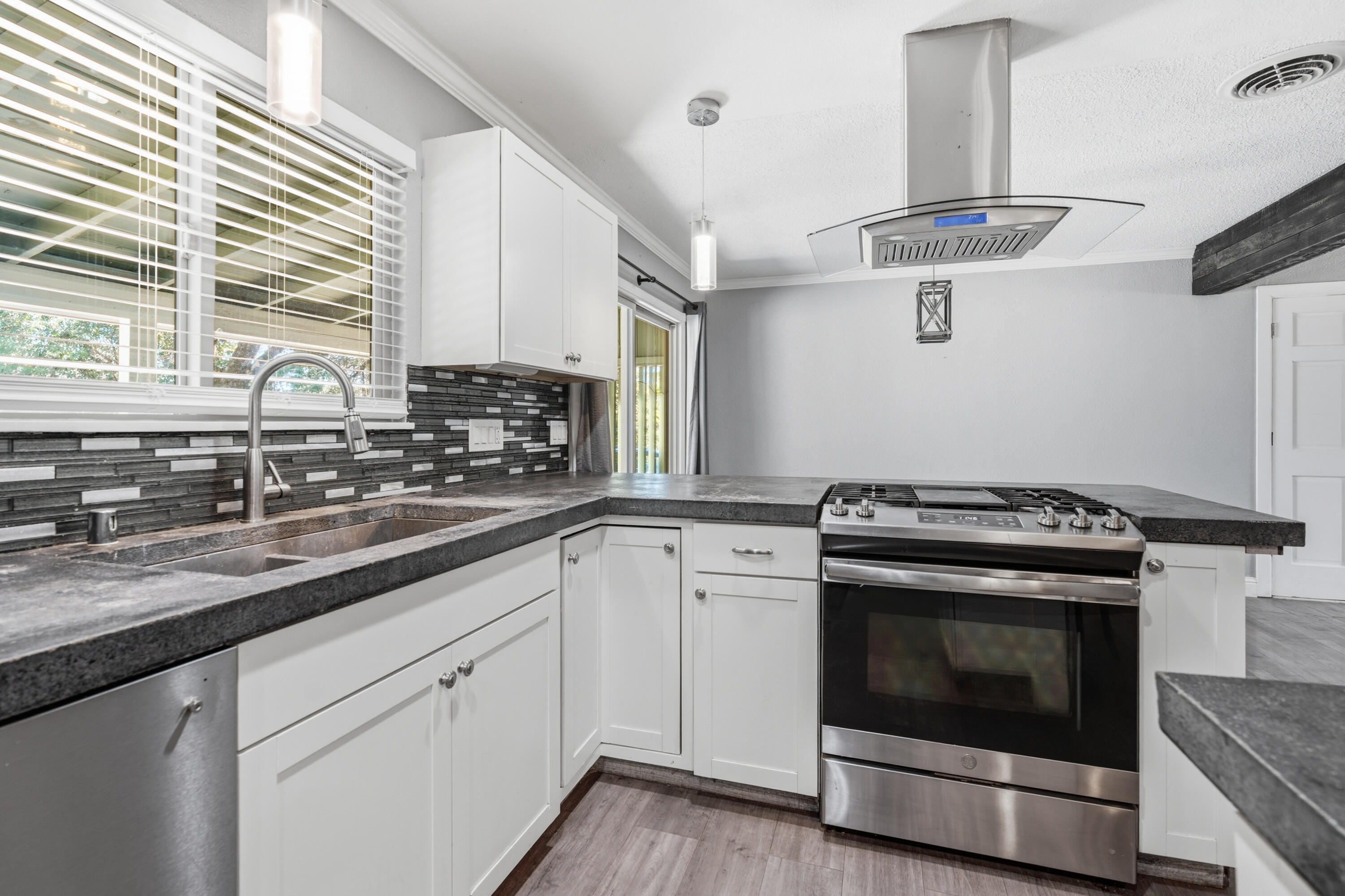 18315 Ranchera Road Shasta Lake, CA 96019 - Photo 8 of 36 Kitchen 2