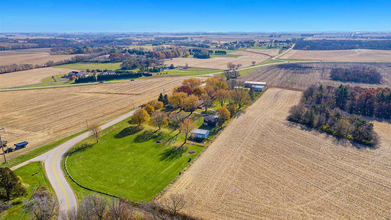 1989 Grand Detour Road Dixon, IL 61021 - Photo 28 of 39 an aerial view of a house