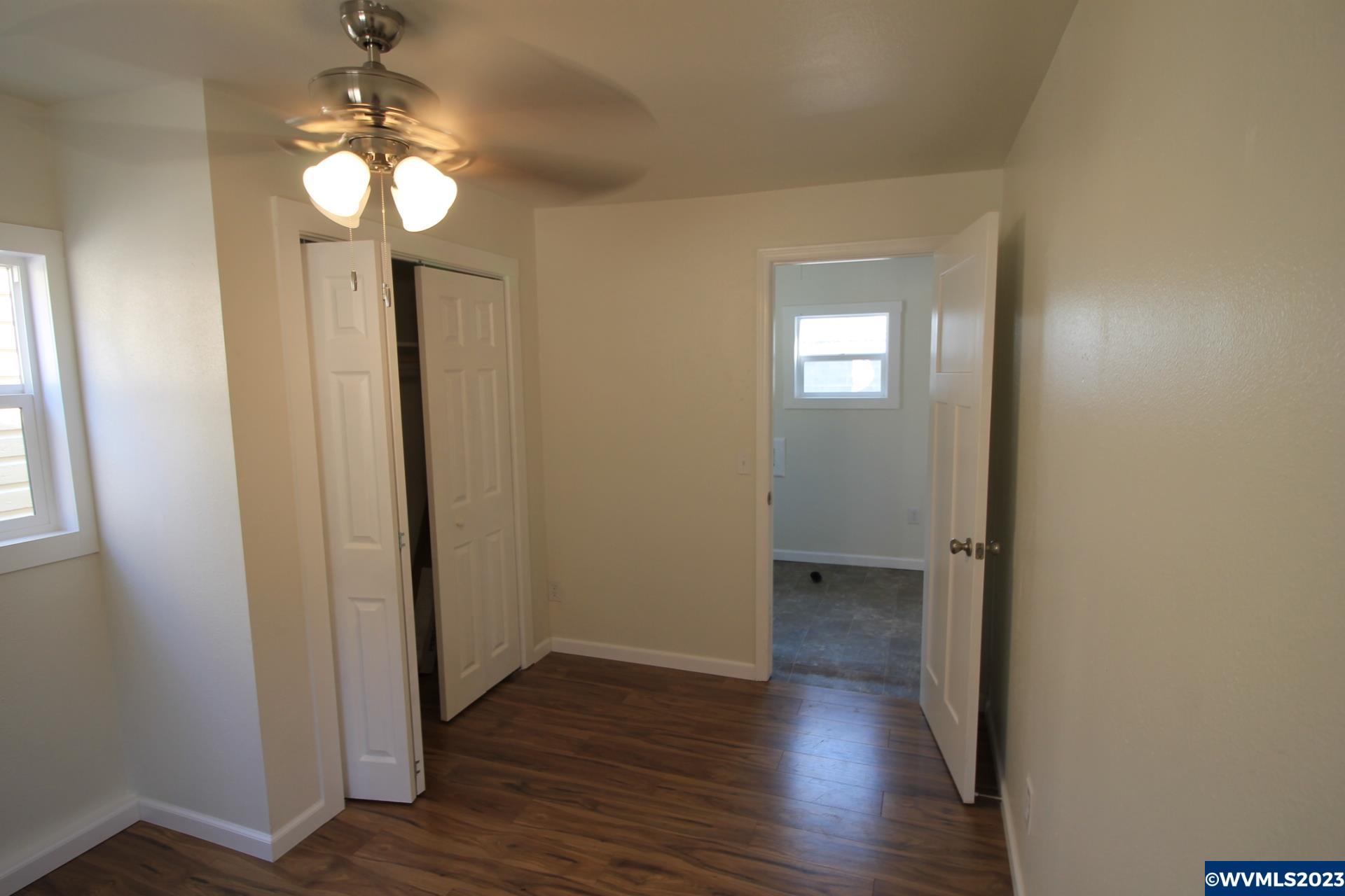 311 Gilbert Street Lebanon, OR 97355 - Photo 22 of 33