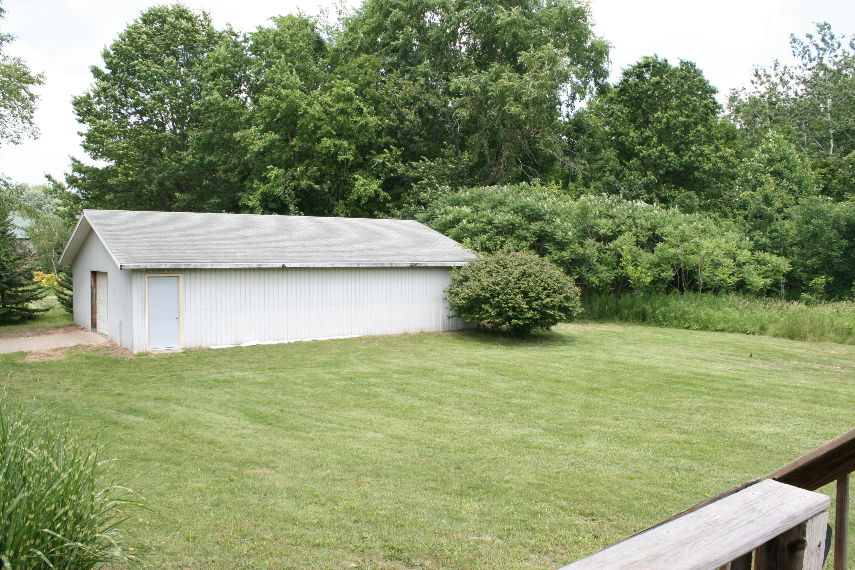 14021 Pardee Road Buchanan, MI 49107 - Photo 42 of 71 IMG_9228