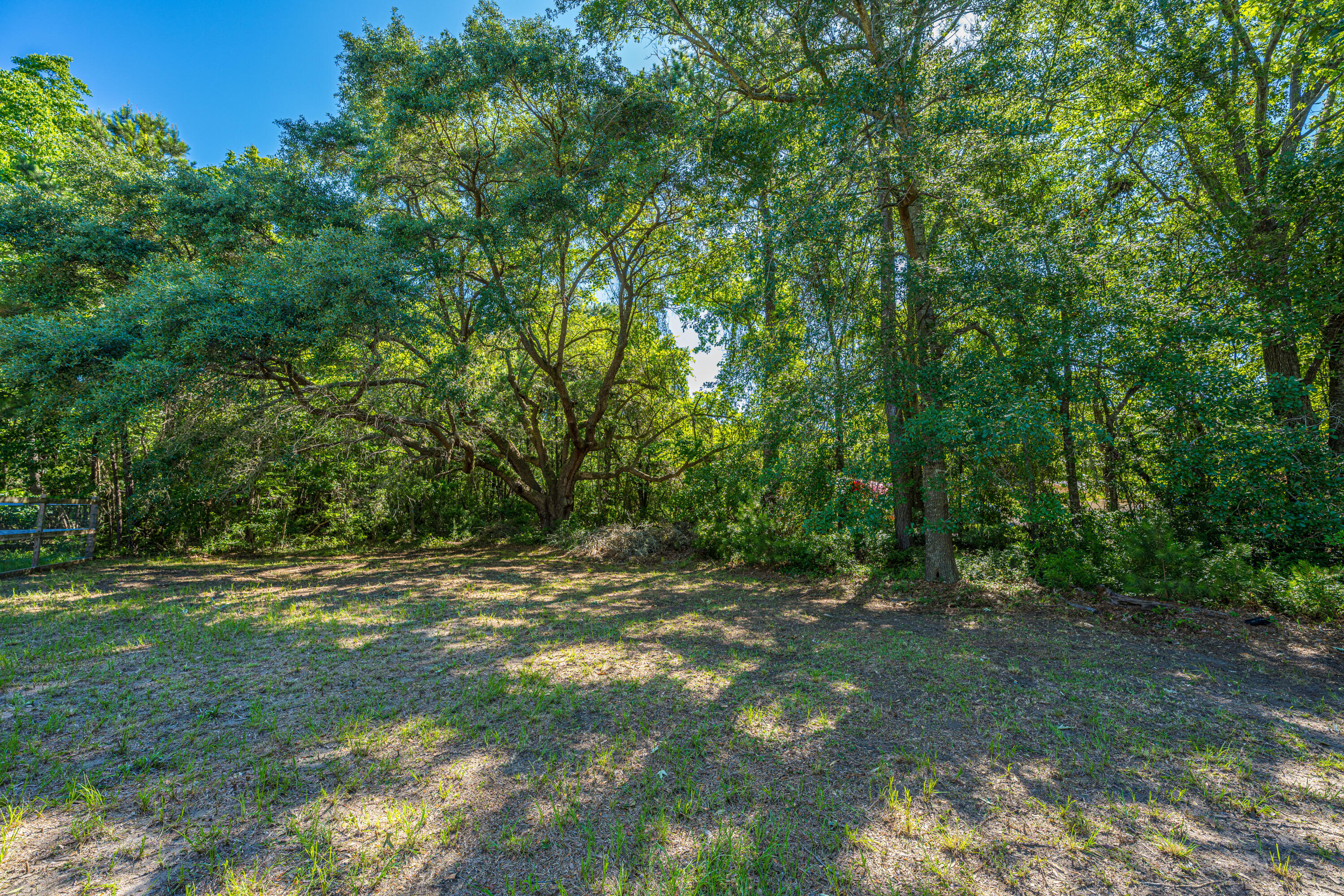 1536 A State Rd S-10-1519 Mount Pleasant, SC 29466 - Photo 7 of 13 1536A_BostonGrillRd011