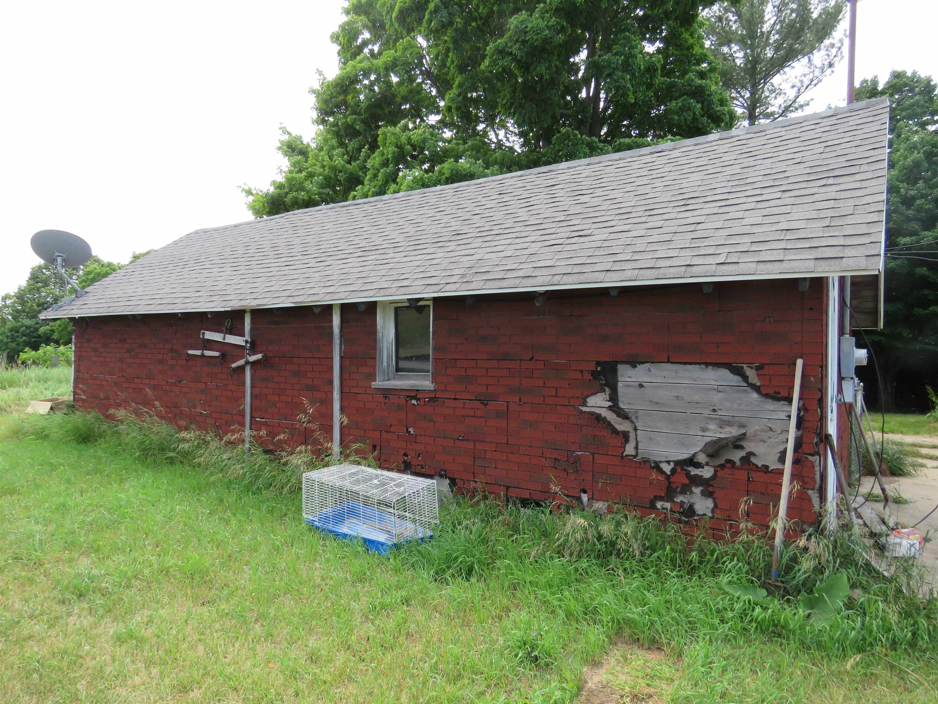 10603 South 41 Road Cadillac, MI 49601 - Photo 15 of 26 1902343-14.JPG