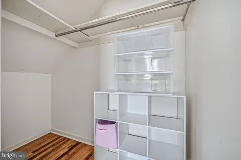 a room with a closet