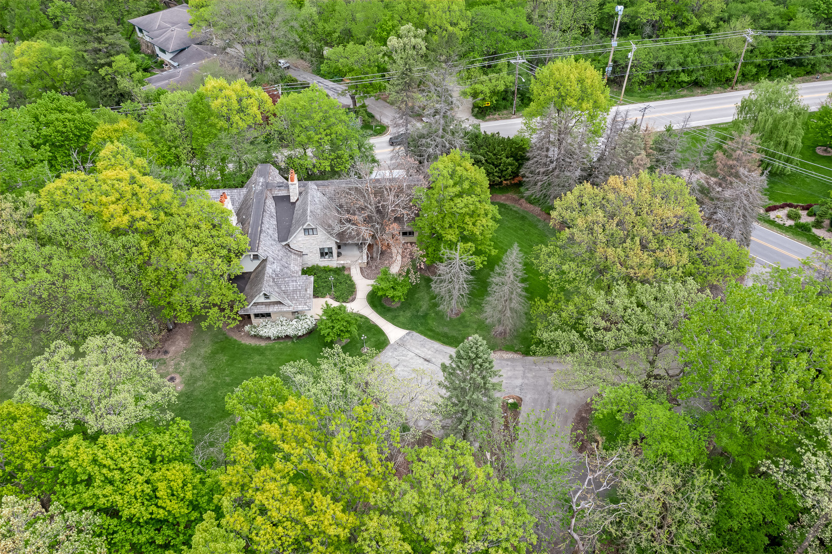 3500 Spring Road Oak Brook, IL 60523 - Photo 29 of 44 a view of a garden with large trees