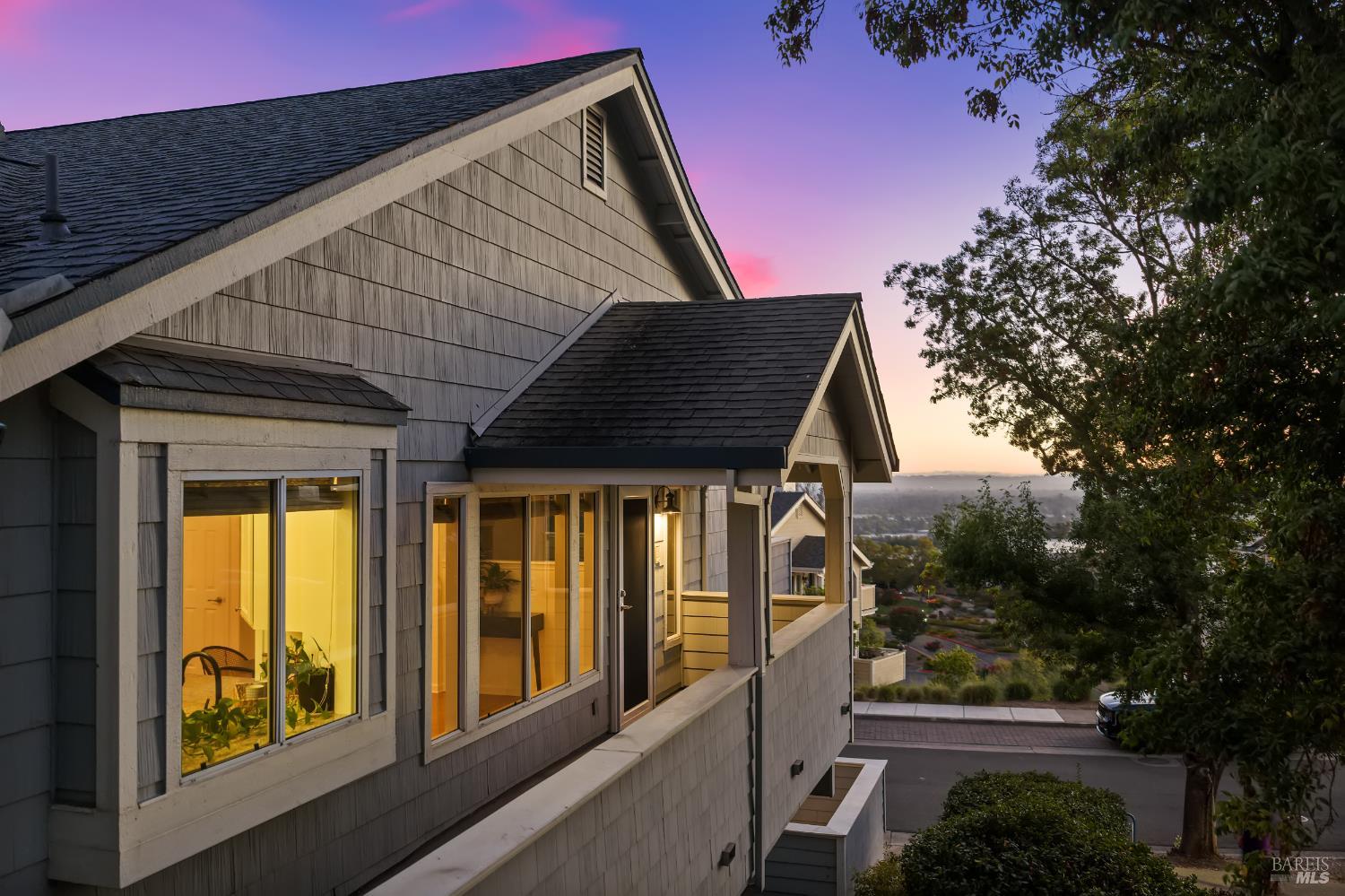 2123 Stonefield Lane Santa Rosa, CA 95403 - Photo 2 of 74 Gallery Image 2