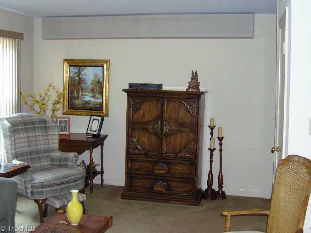 650 Rugby Row, Unit B Winston-Salem, NC 27106 - Photo 3 of 8 Other.