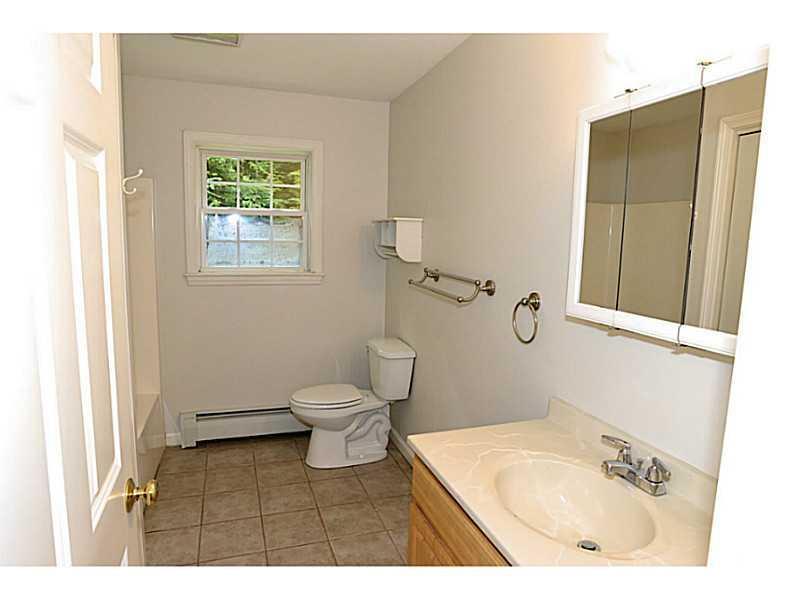 81 Woodland Road Durham, ME 04222 - Photo 7 of 29 Bathroom.