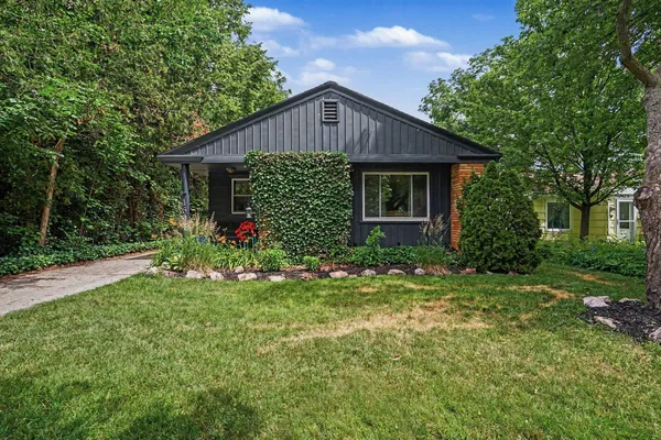 $315,000 | 169 East 28th Street, Holland, MI 49423