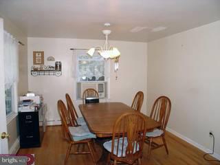 2621 Bedminster Road Perkasie, PA 18944 - Photo 3 of 6