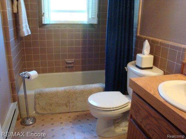 5780 Ormond Road Davisburg, MI 48350 - Photo 20 of 23 1 OF 3 FULL BTHRMS