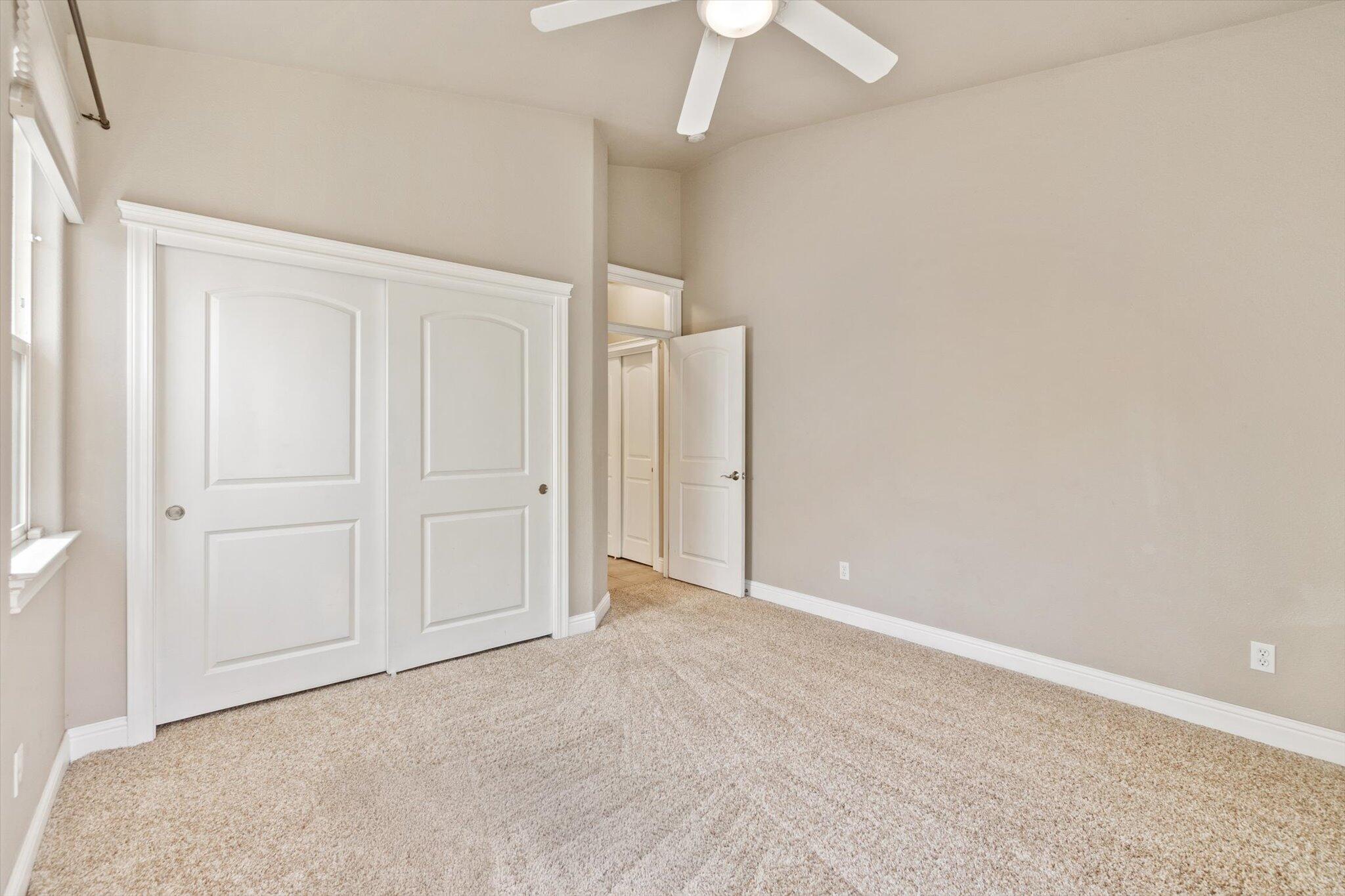 2134 Cadjew Street Redding, CA 96003 - Photo 34 of 48 36-BiggerFlow Real Estate Media-36