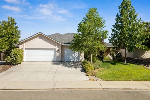 $569,000 | 2134 Cadjew Street, Redding, CA 96003