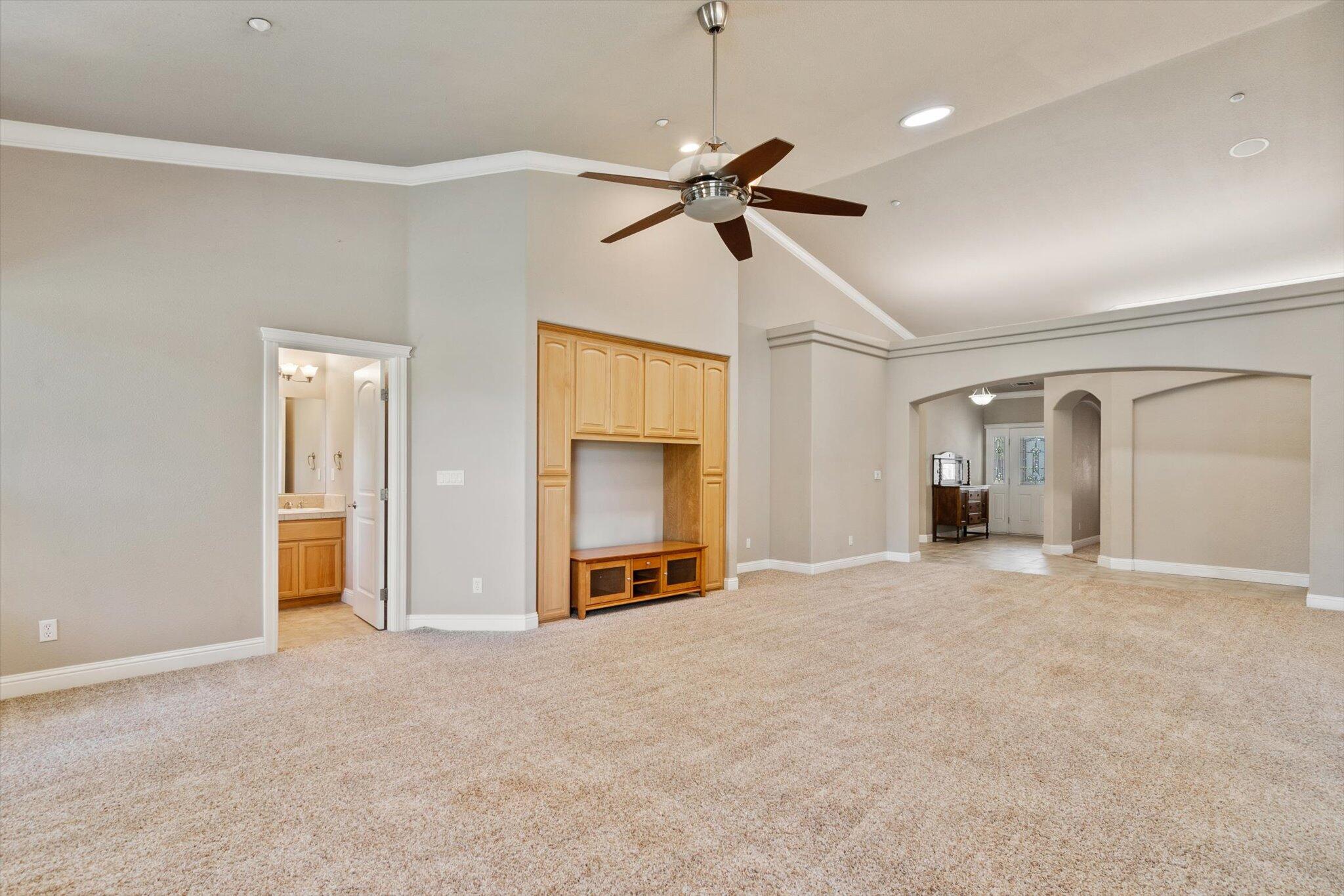 2134 Cadjew Street Redding, CA 96003 - Photo 7 of 48 07-BiggerFlow Real Estate Media-7