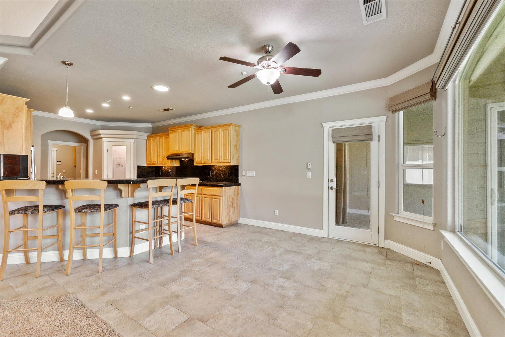 2134 Cadjew Street Redding, CA 96003 - Photo 9 of 48 09-BiggerFlow Real Estate Media-9