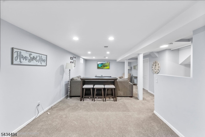 19 Boonton Street Dover, NJ 07801 - Photo 13 of 22