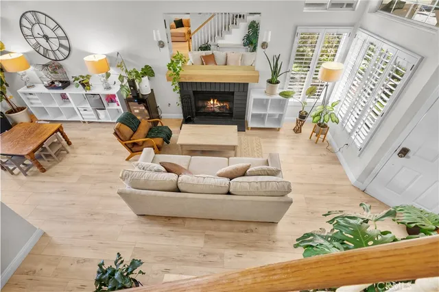 $799,990 | 21625 Farmington Lane, Saugus, CA 91350