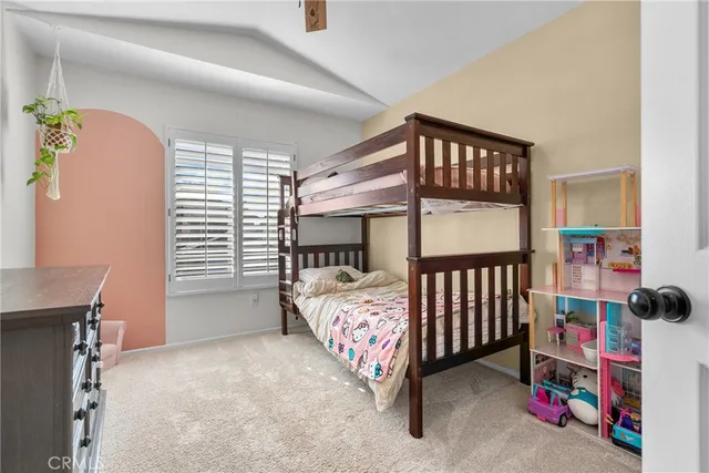 $799,990 | 21625 Farmington Lane, Saugus, CA 91350