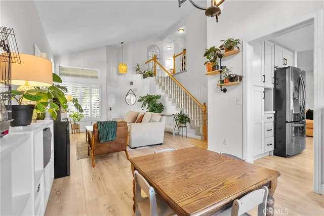 $799,990 | 21625 Farmington Lane, Saugus, CA 91350