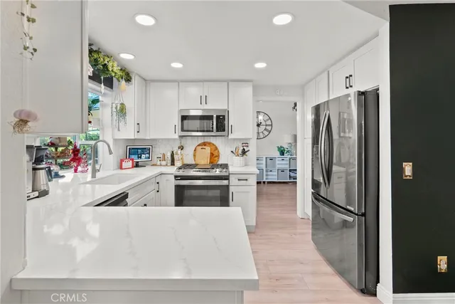 $799,990 | 21625 Farmington Lane, Saugus, CA 91350