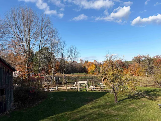 $590,000 | 129 Old Dublin Road, Peterborough, NH 03458